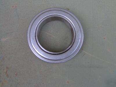 Kubota L2850 L2900 L2950 L3350 L3410 throw out bearing 