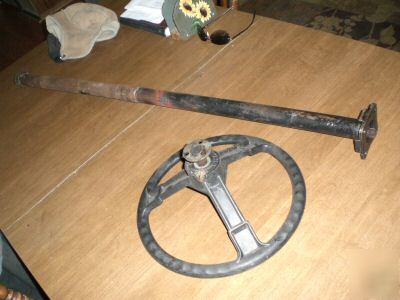 Char lynn hydraulic steering shaft and wheel