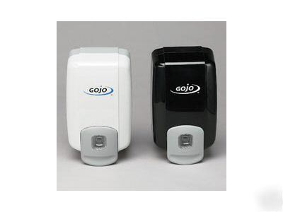 Gojo nxt maximum capacity dispenser goj 2230 white
