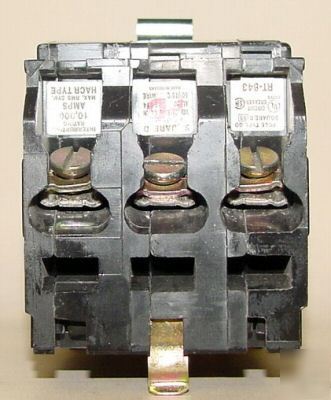 Square d model qob 3 pole 15 amp 240VAC circuit breaker