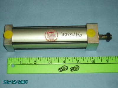 New ** ** phd tom thumb pneumatic cylinder avr 1-1/8X4-u
