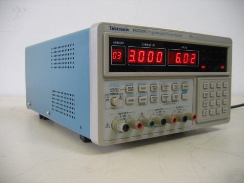 Tektronix PS2520G tripple output power supply