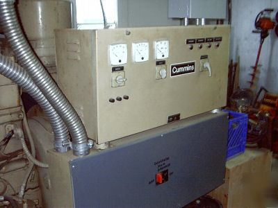 Cummins generator , 550 x 3 phase only 239 hours