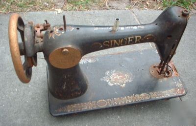 Antique 1910 singer sewing machine for parts