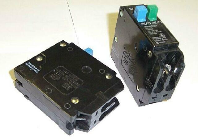 New cutler hammer bd circuit breaker BD1520 