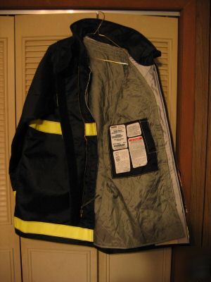 New securitex turn out / bunker gear 44 chest
