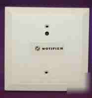 Notifier faceplate/cover off-white noryl 4 7/8IN