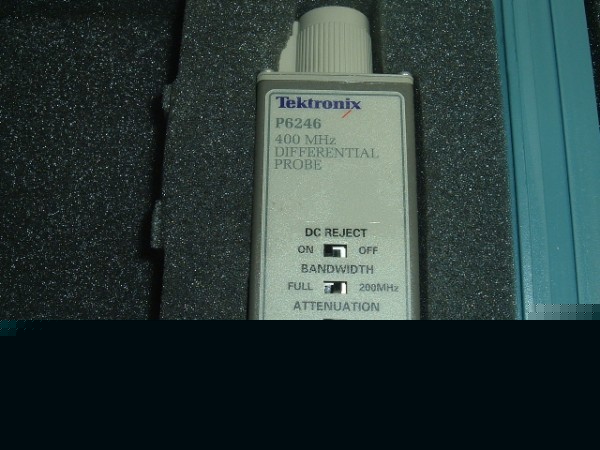 Tektronix P6246 probe, 400 mhz differential probe