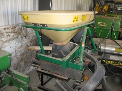 Utility cart vicon spreader over seeder fertilizer sand